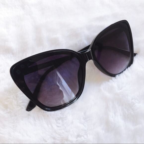 Amelia Black Cat Eye Full Rim Sunglasses - Picture 3 of 10